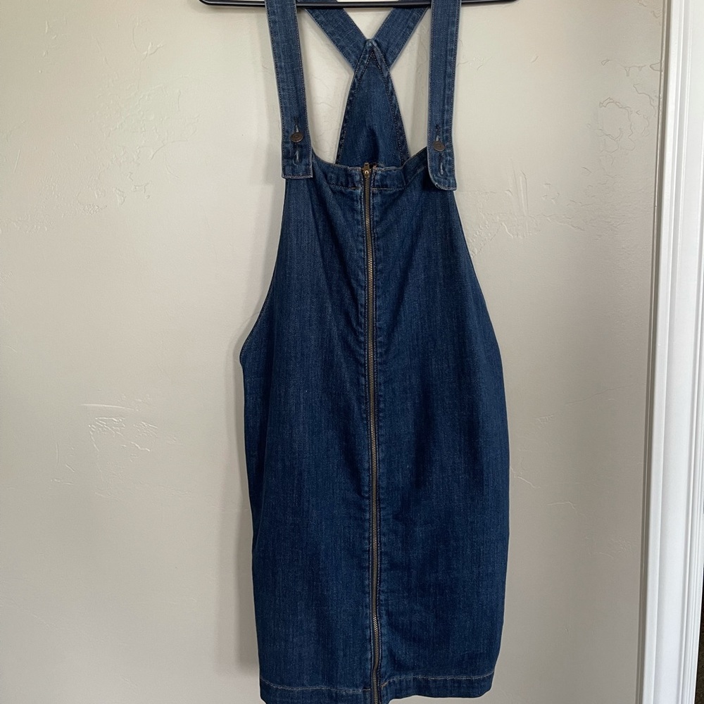 Overall dress